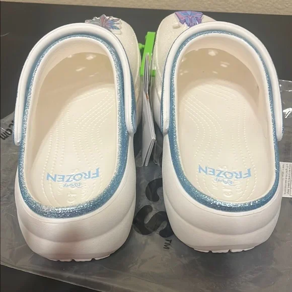 BNWT CROCS Frozen Platform Clogs Women Size 8 - Picture 7 of 11